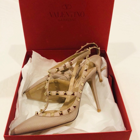 Valentino heels. New. Worn twice. - Picture 2 of 7